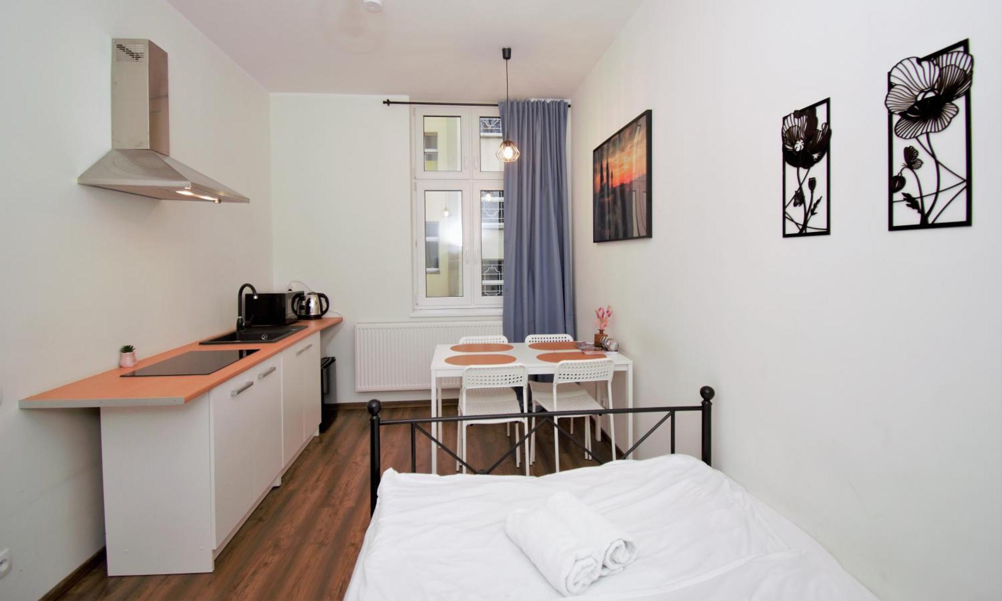 Roomspoznan Pl - Apartamenty I Pokoje Polwiejska 20 - 24H Self Check-In Esterno foto