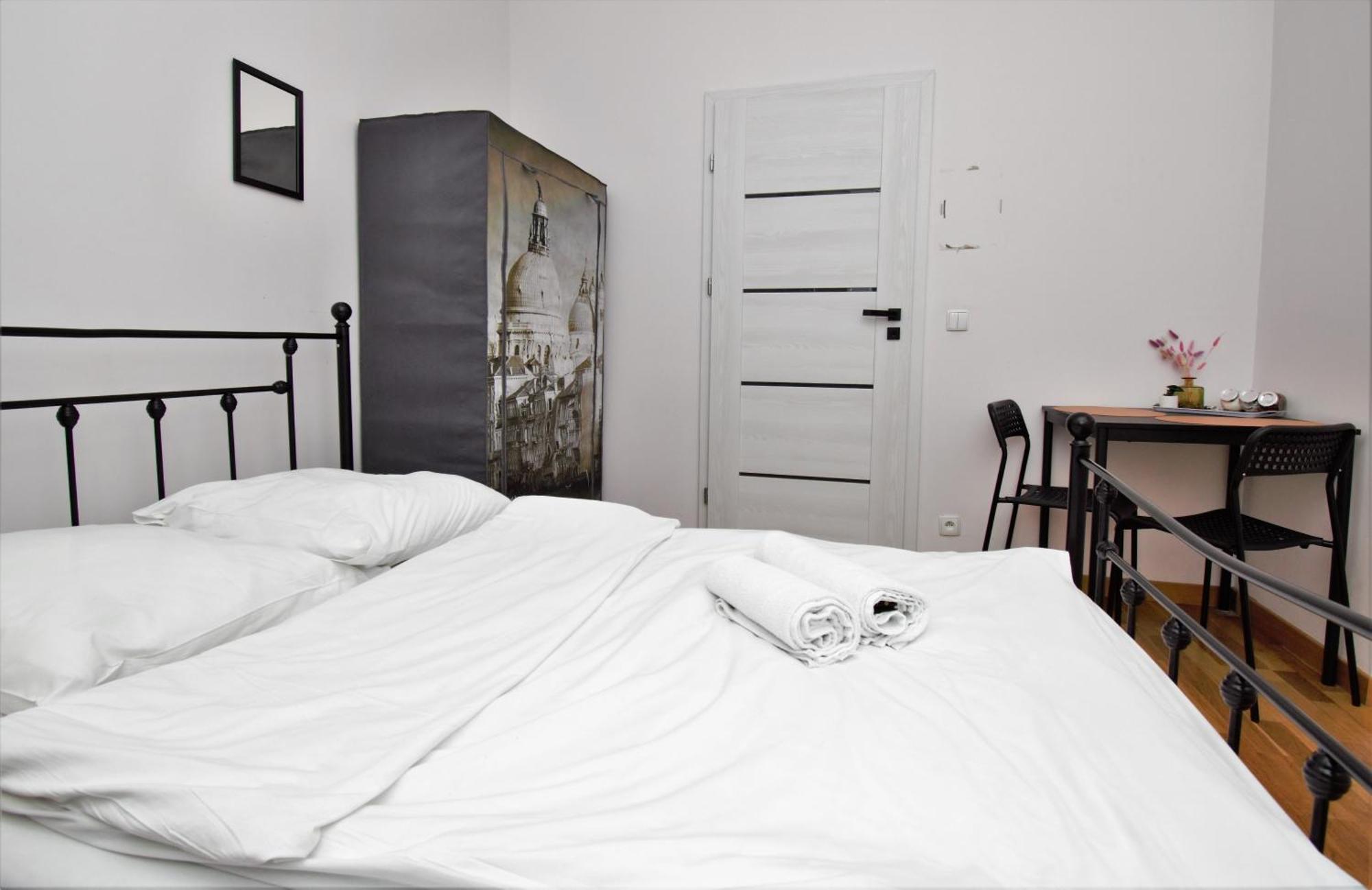 Roomspoznan Pl - Apartamenty I Pokoje Polwiejska 20 - 24H Self Check-In Esterno foto