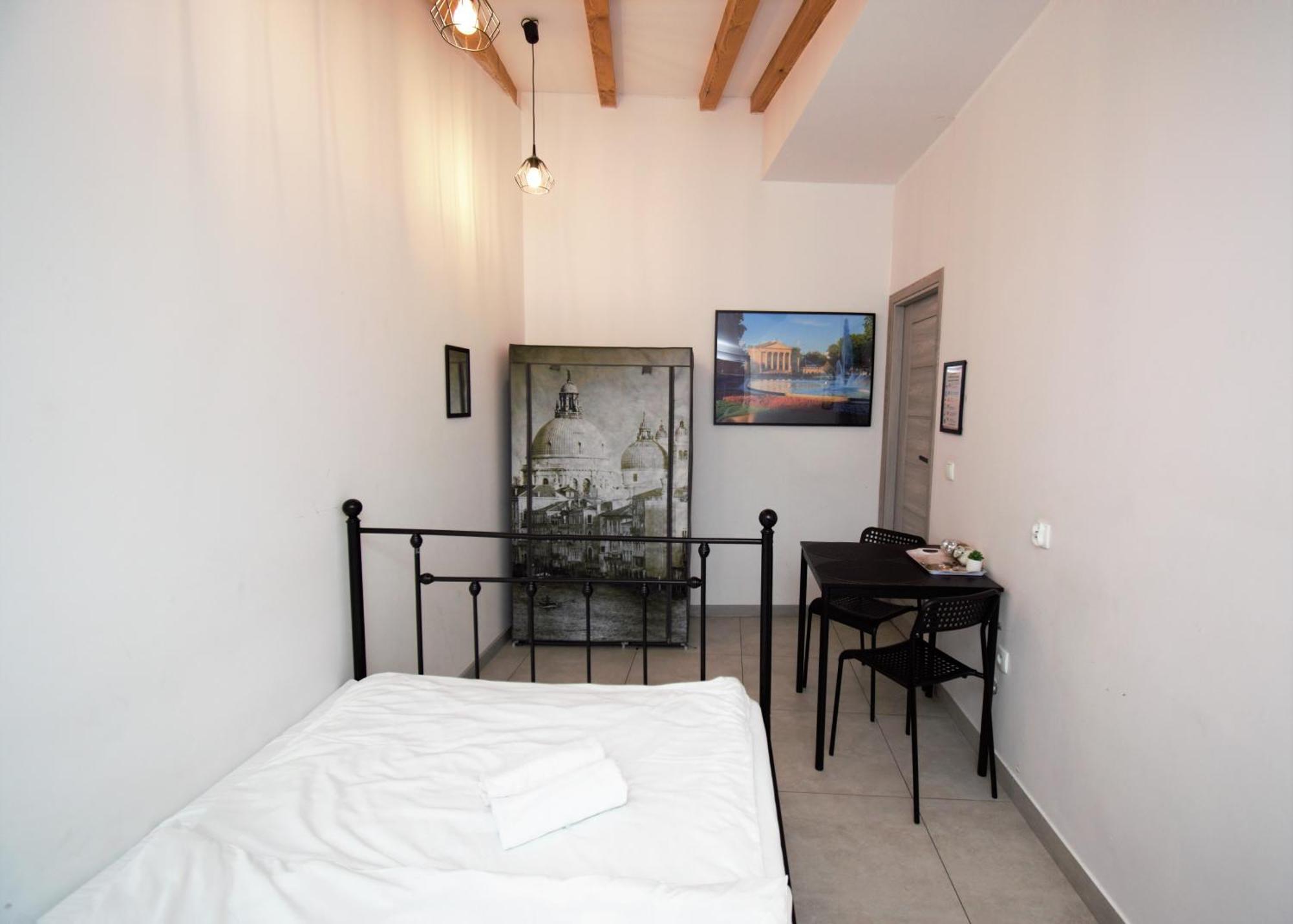 Roomspoznan Pl - Apartamenty I Pokoje Polwiejska 20 - 24H Self Check-In Esterno foto